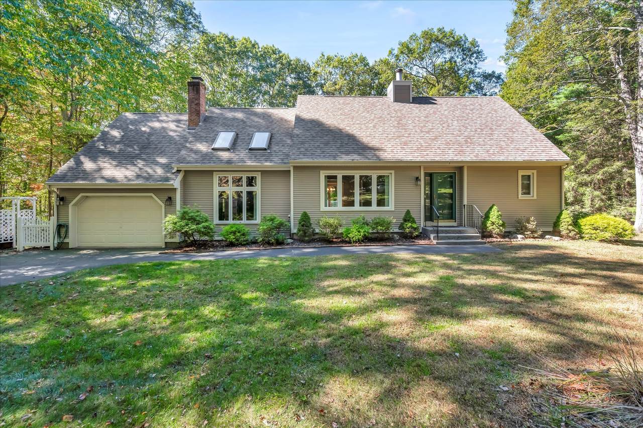 22 Lake Ridge Drive - Photo 1