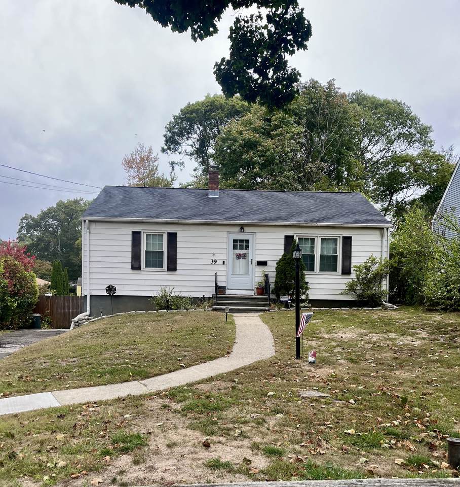 39 Chatham Drive - Photo 1