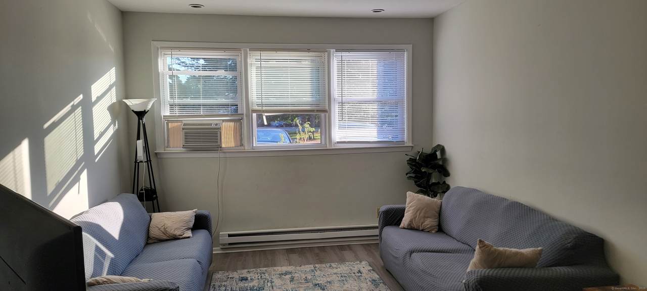 15 Donna Drive - Photo 1