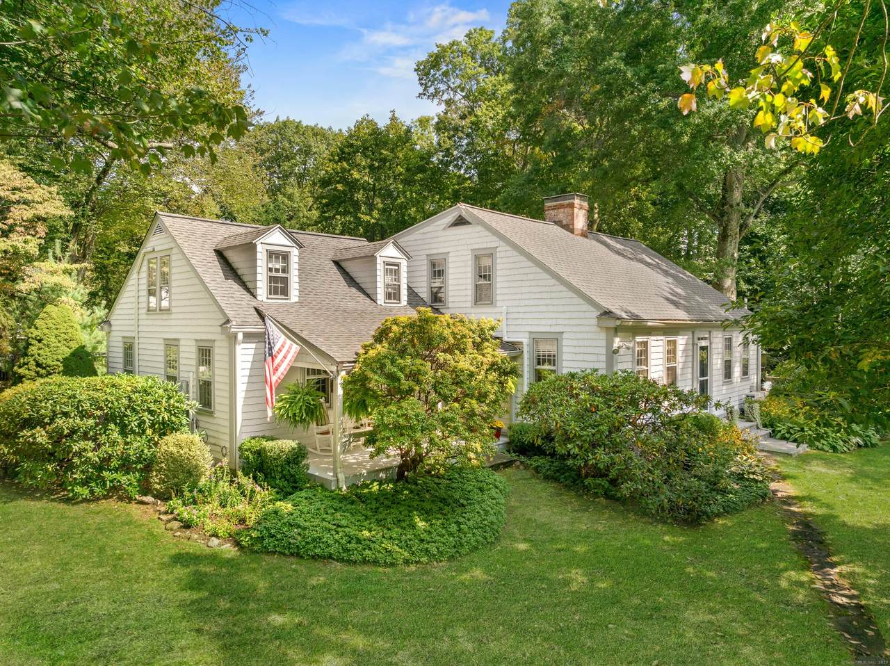 143 Overbrook Drive - Photo 1