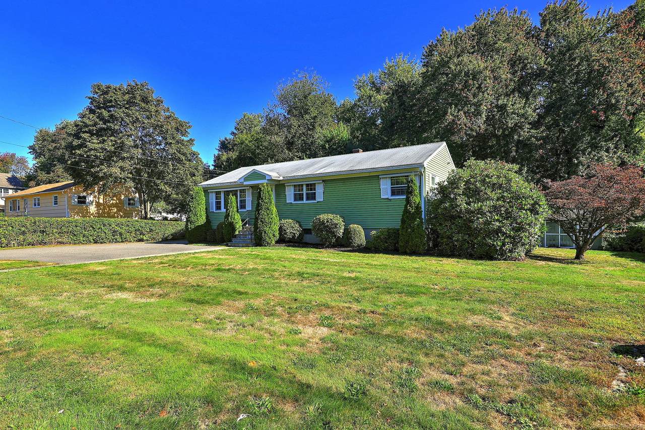 245 Woodruff Road - Photo 1