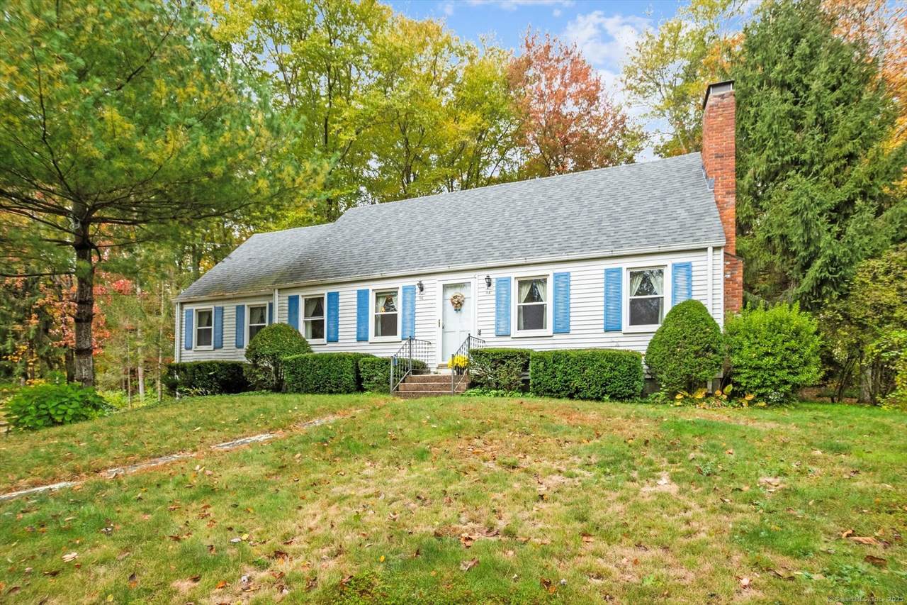 96 Dyer Avenue - Photo 1