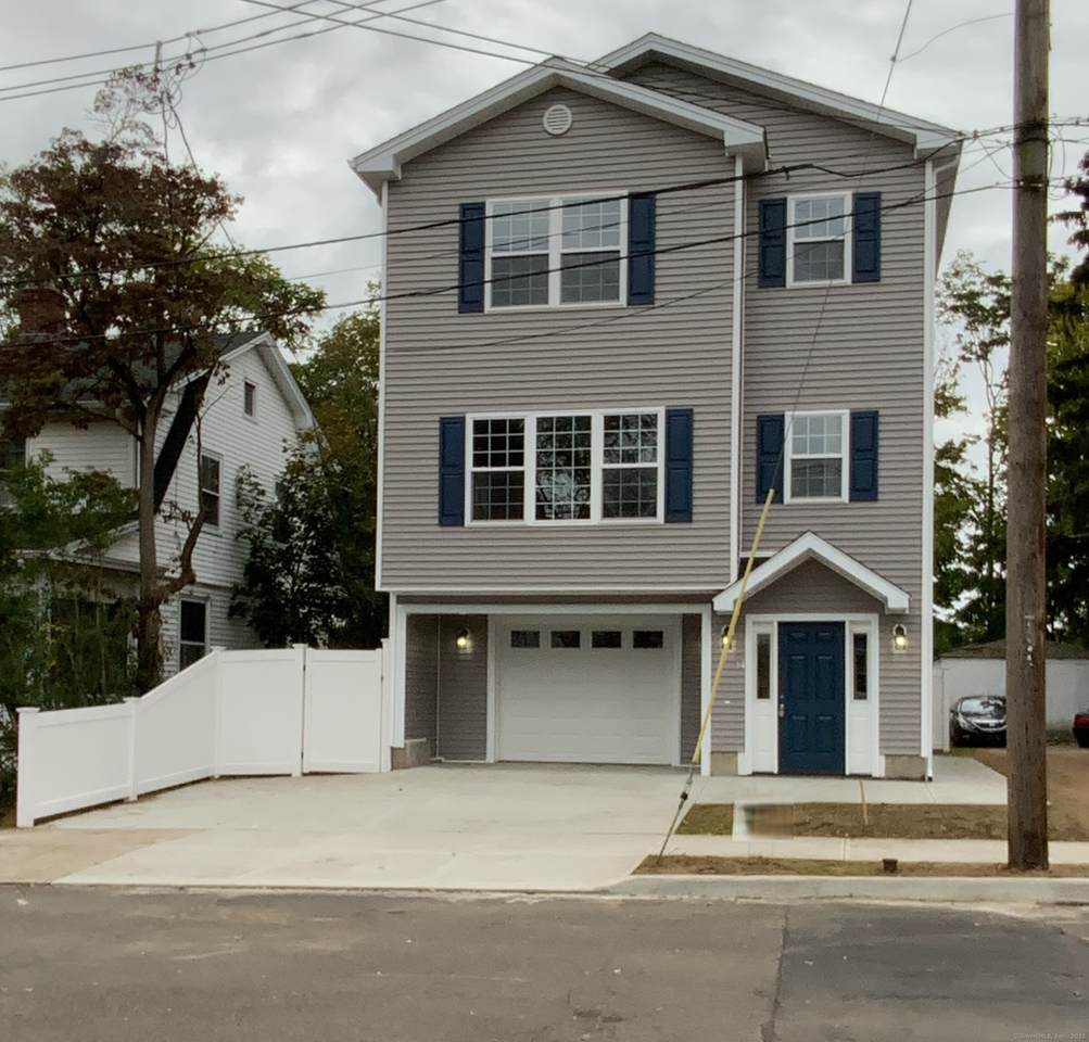 14 Homestead Avenue - Photo 1