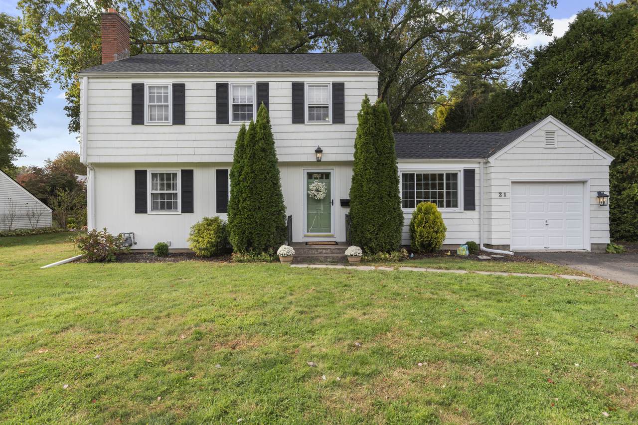 21 Barksdale Road - Photo 1