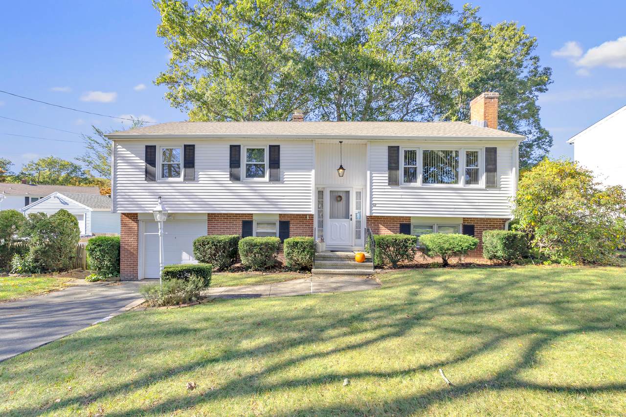 22 Mountain Top Lane - Photo 1