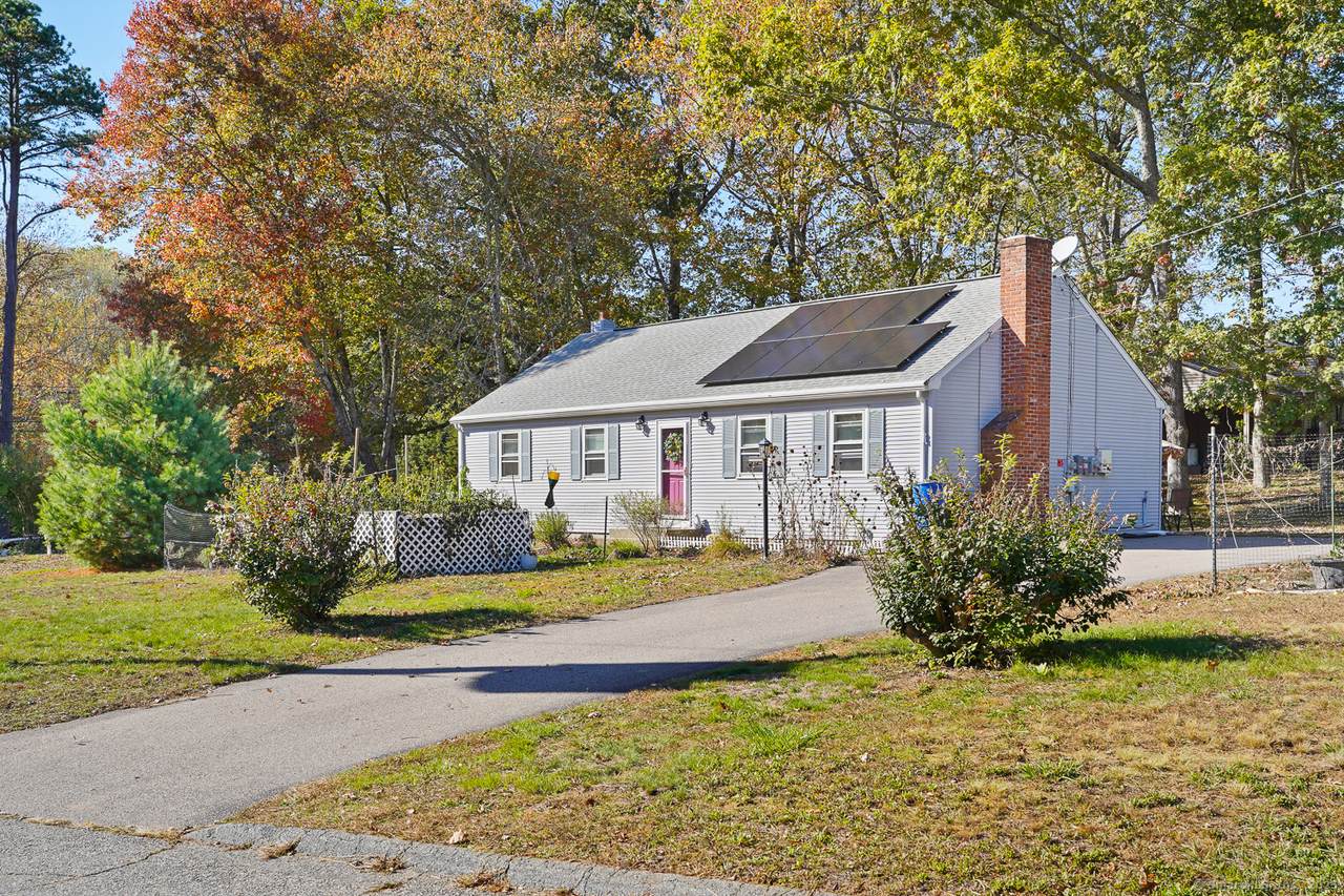 216 Elliot Drive - Photo 1