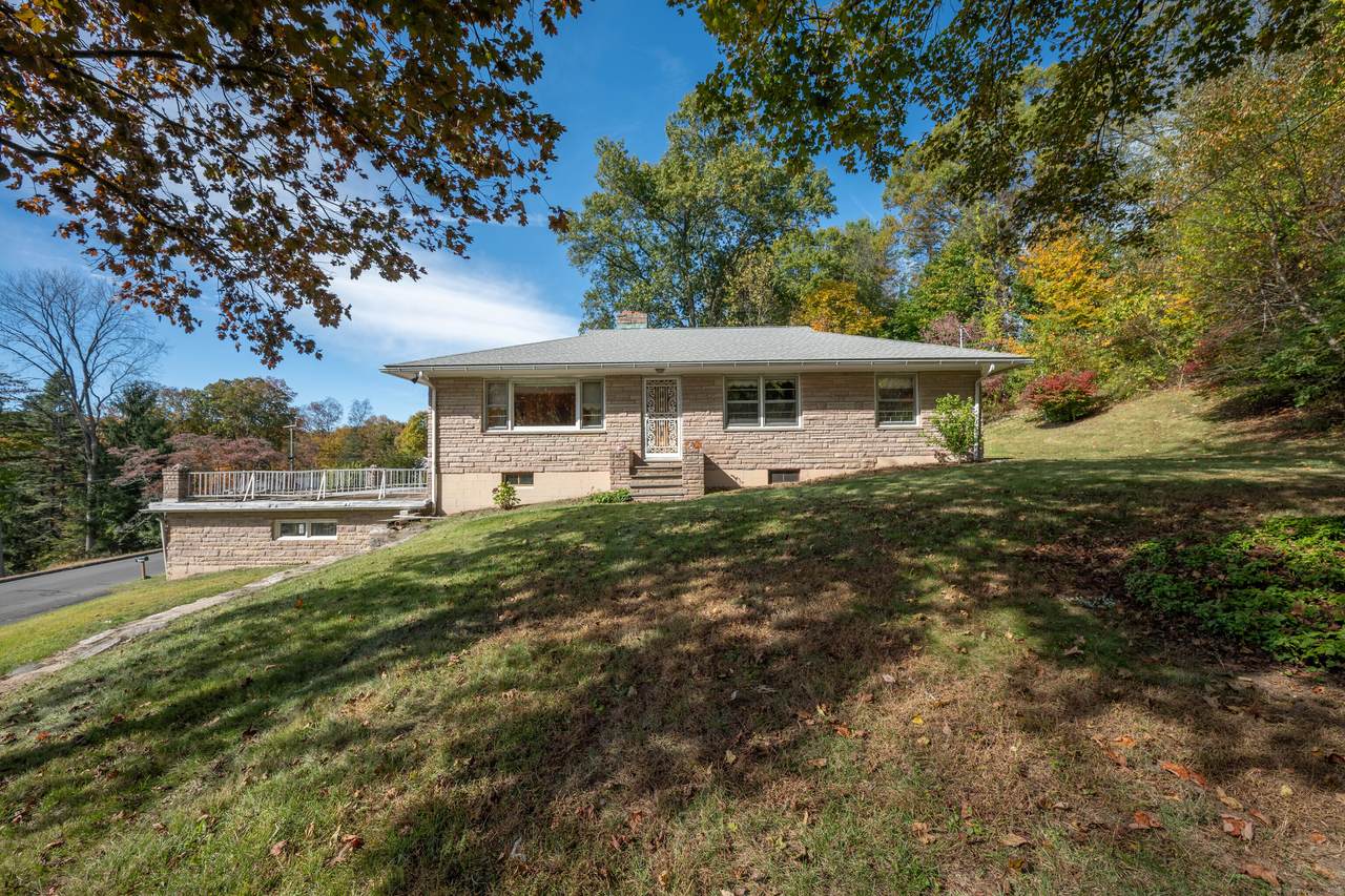 10 Jeanette Road - Photo 1