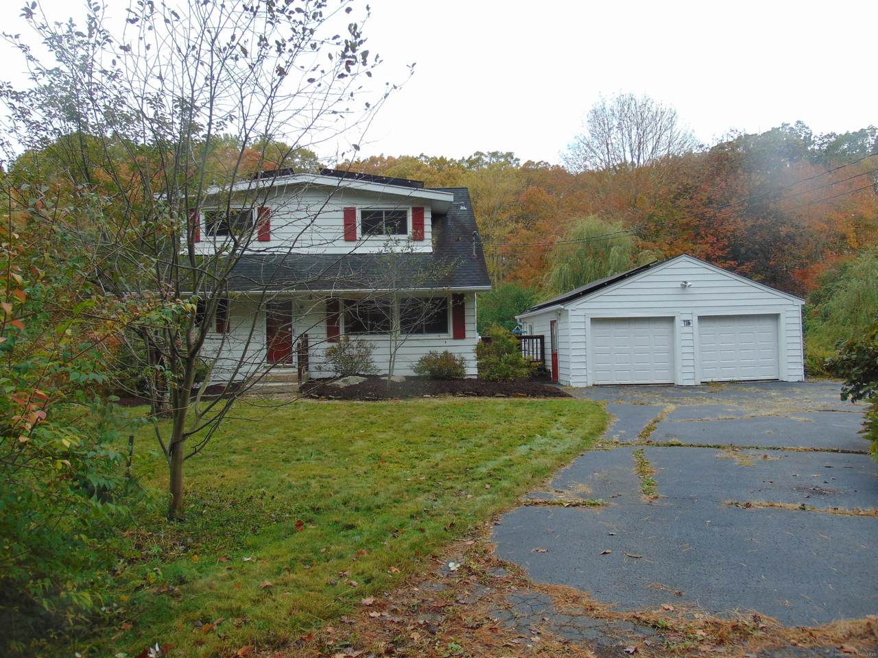 115 Porter Avenue - Photo 1