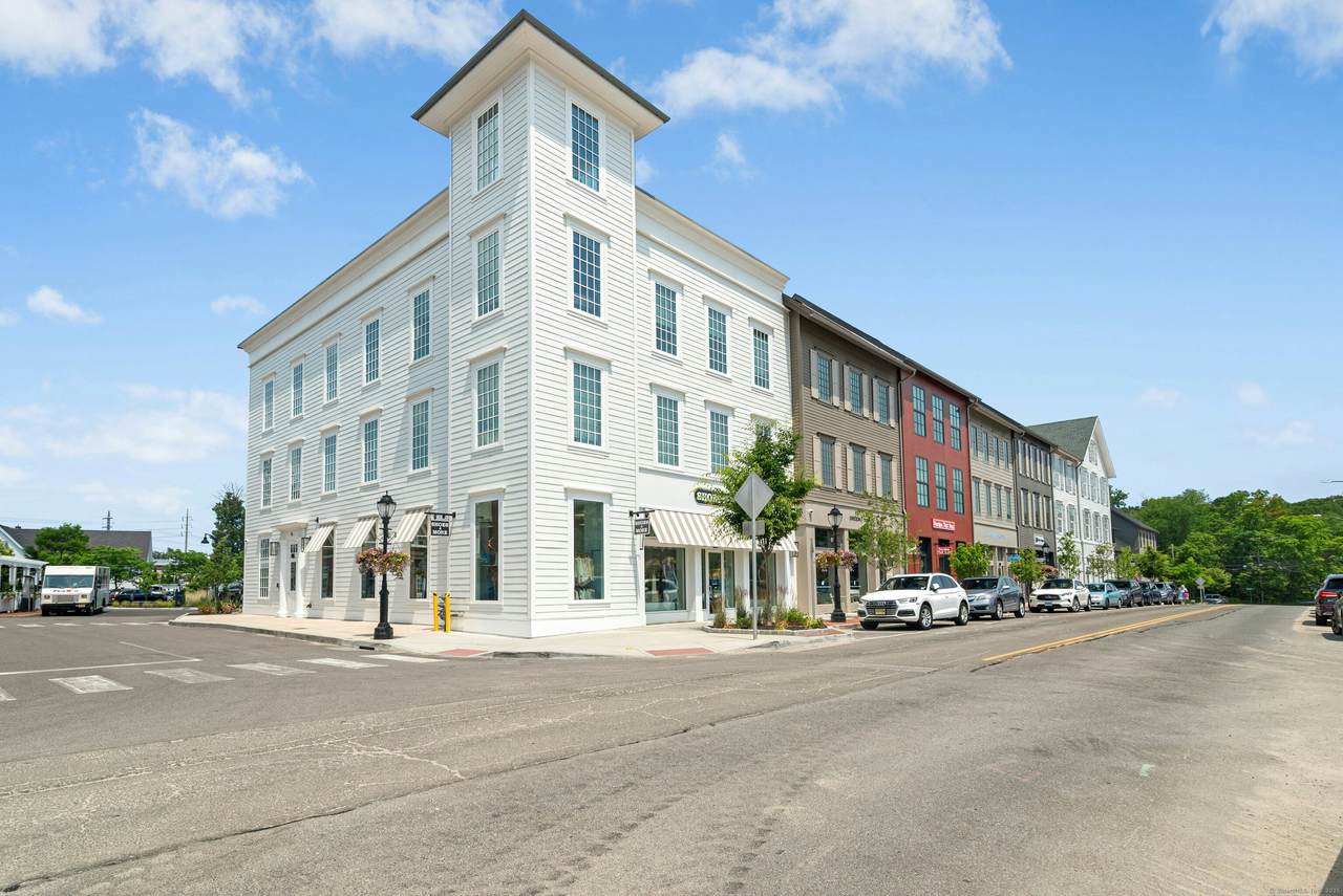 15 Corbin Drive - Photo 1