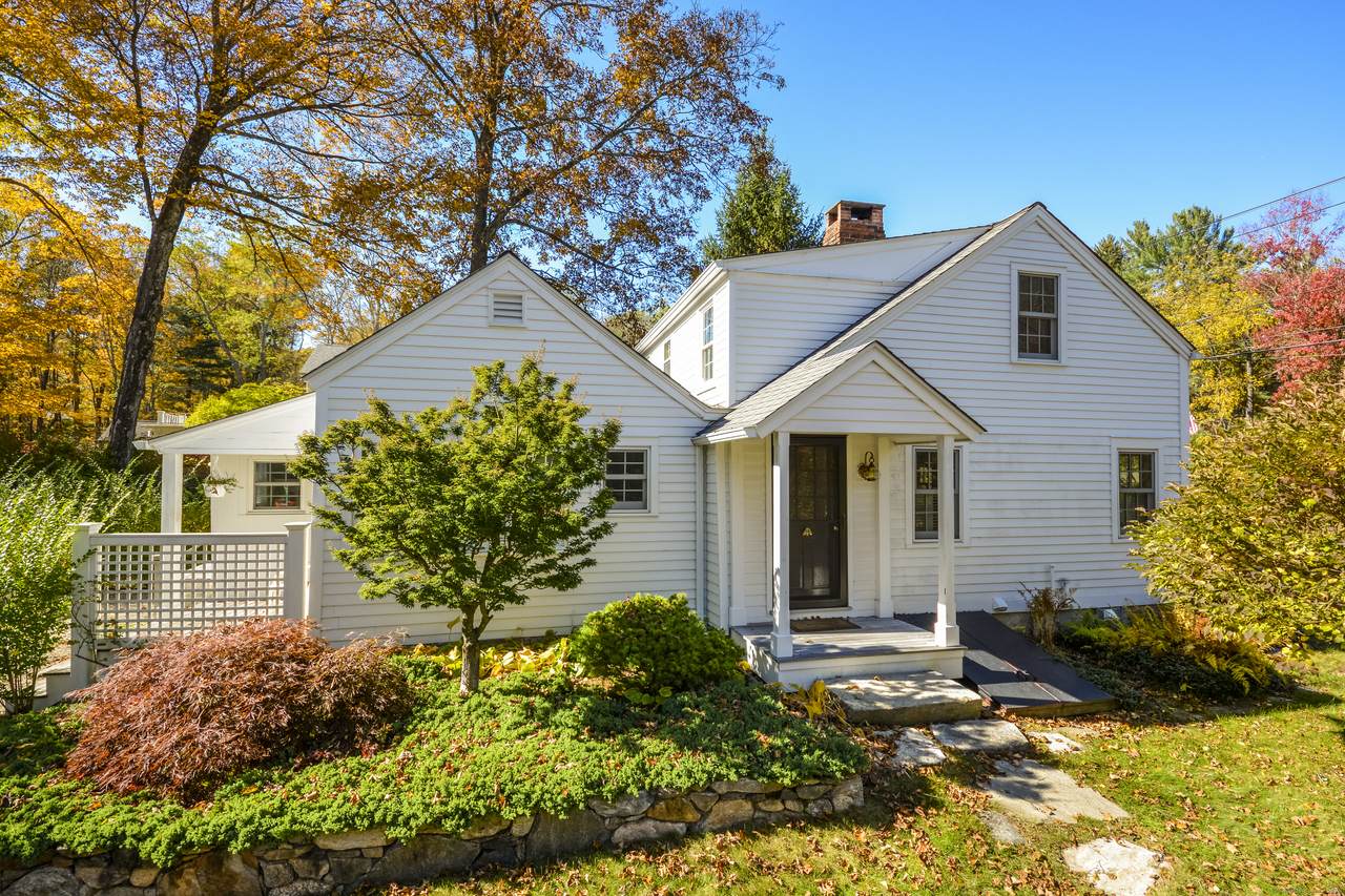 1 Hi Barlow Road - Photo 1