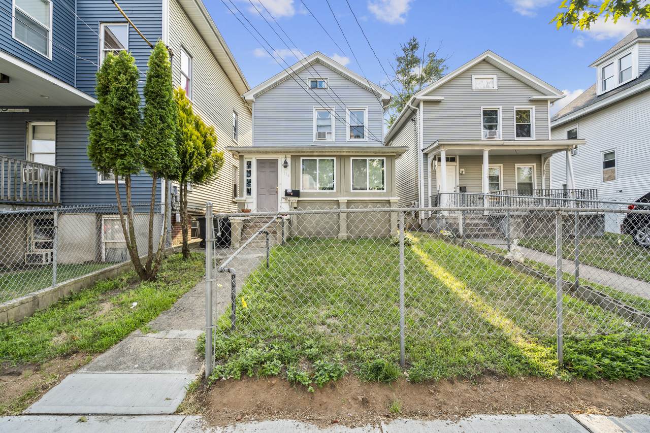 114 Blatchley Avenue - Photo 1