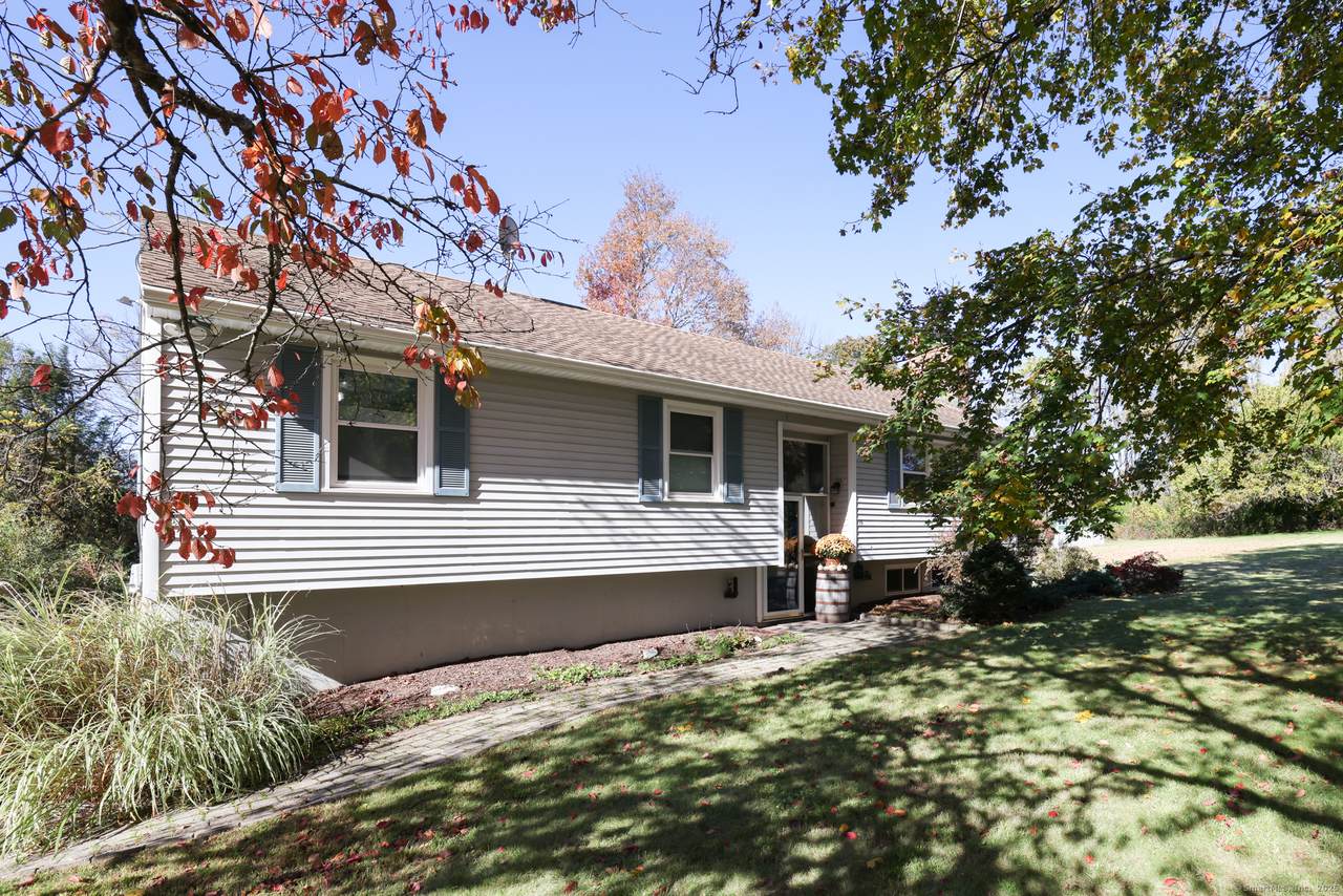 15 Country Club Drive - Photo 1