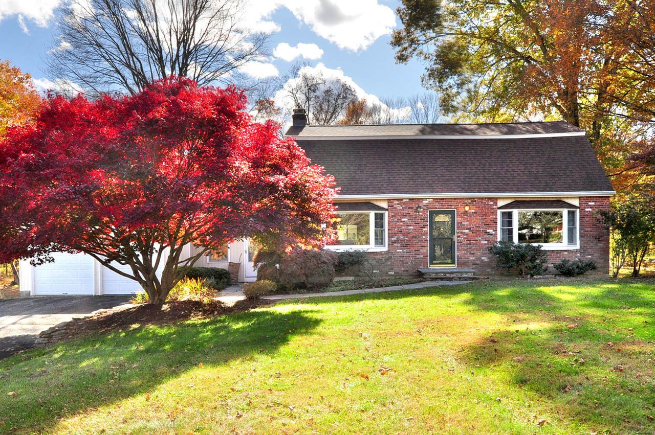 8 Revere Road - Photo 1