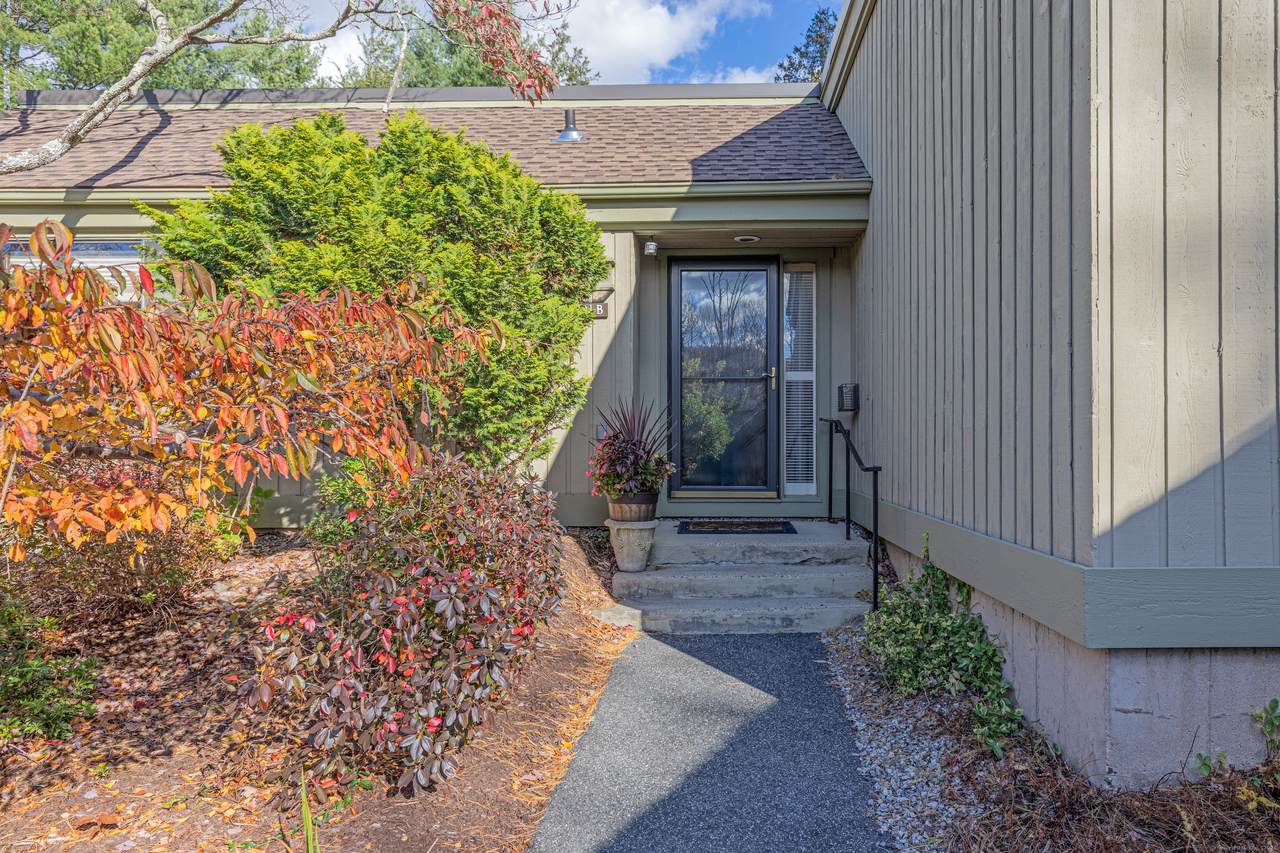 701 Heritage Village - Photo 1