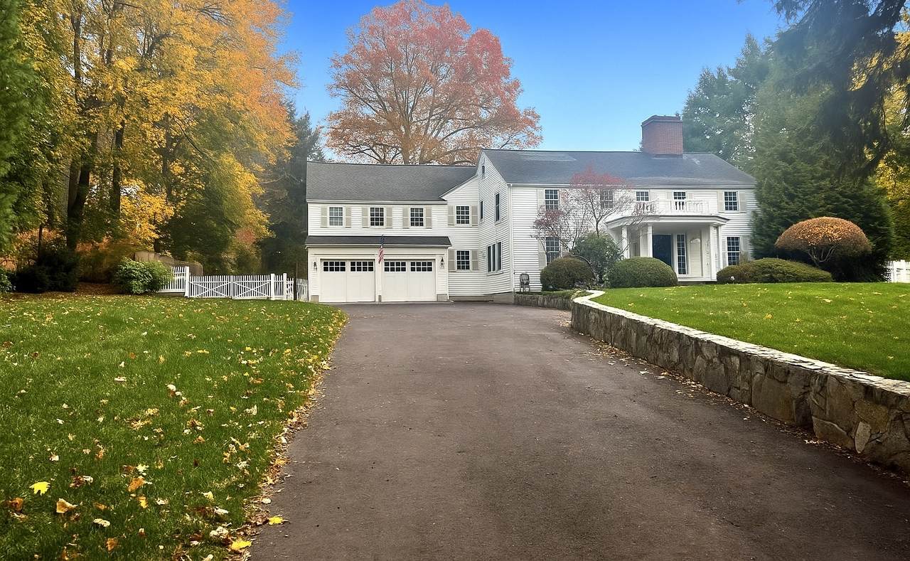 142 Brookside Road - Photo 1