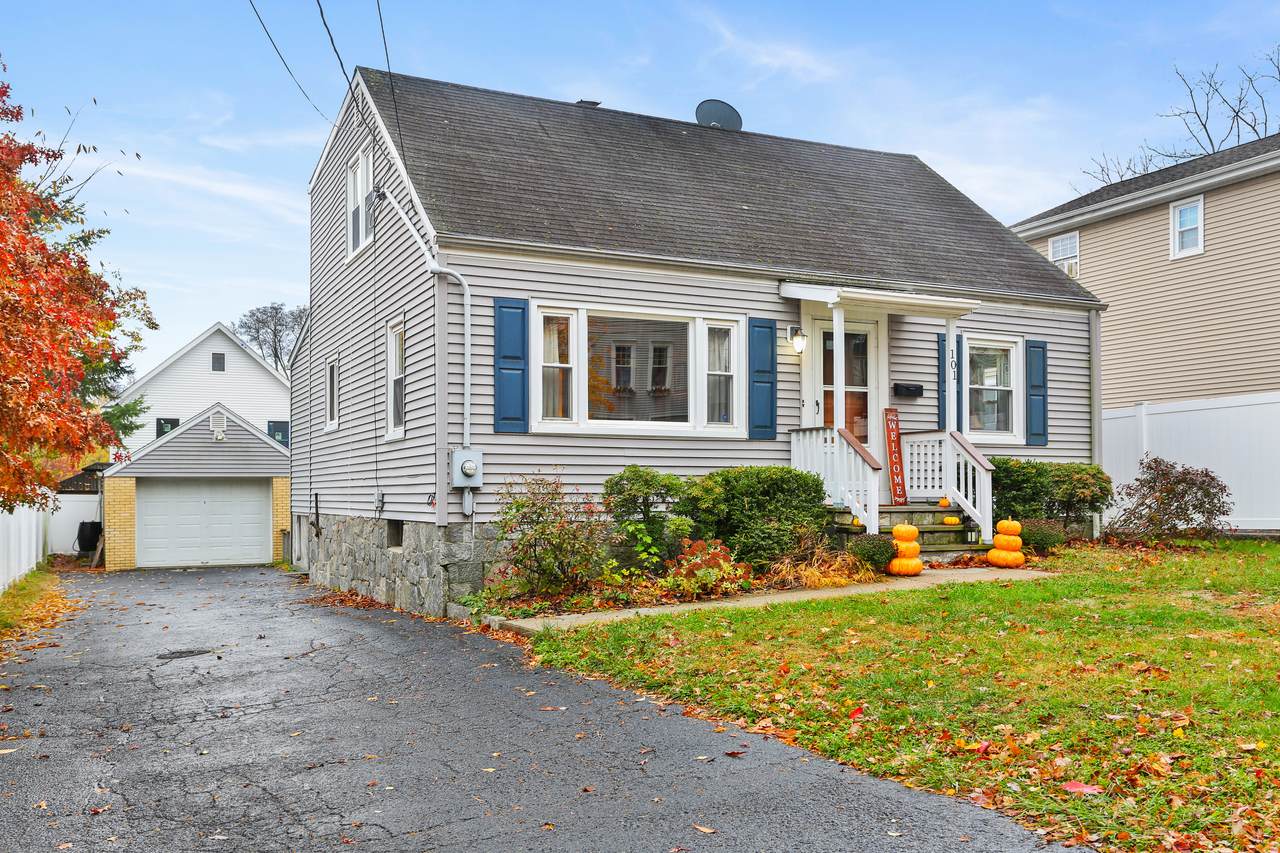 101 Soundview Avenue - Photo 1