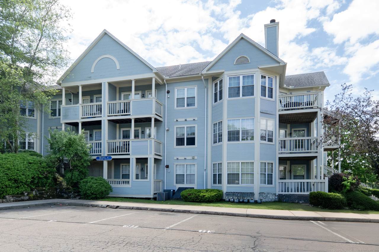 75 Redwood Drive - Photo 1