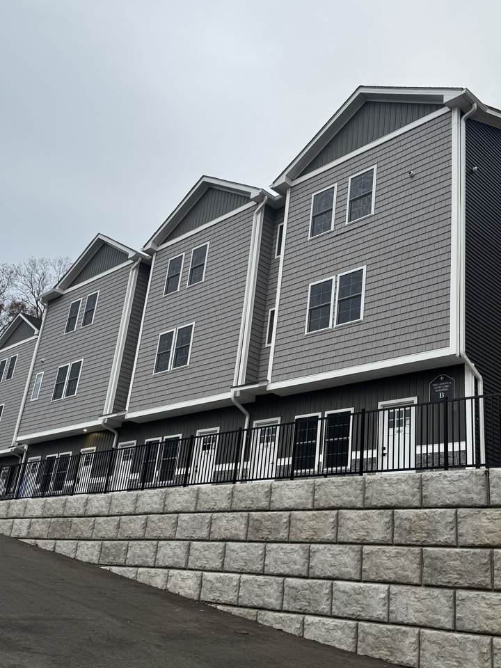 243 Echo Lake Road - Photo 1