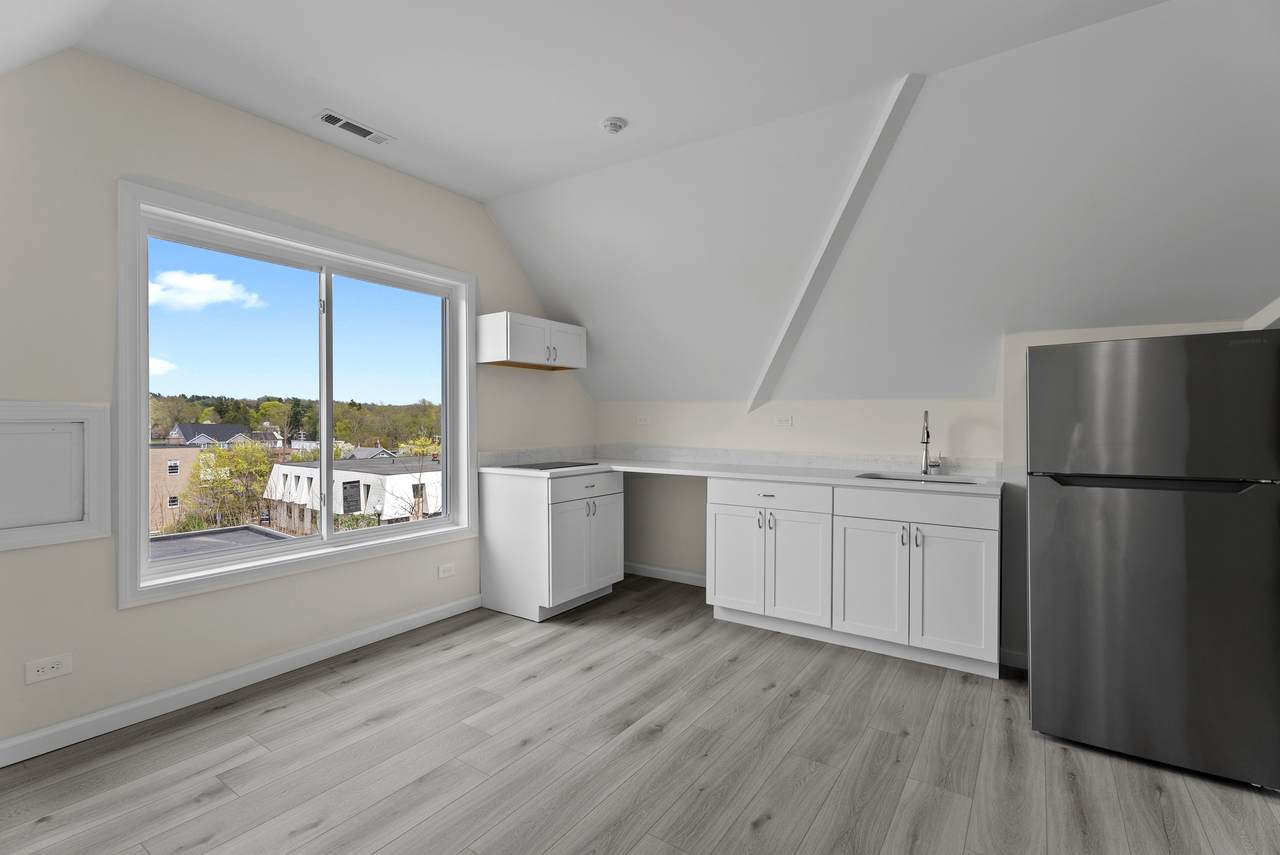 72 Main Street - Photo 1