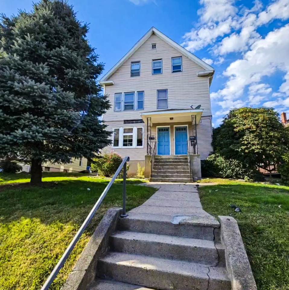 204 Broad Street - Photo 1