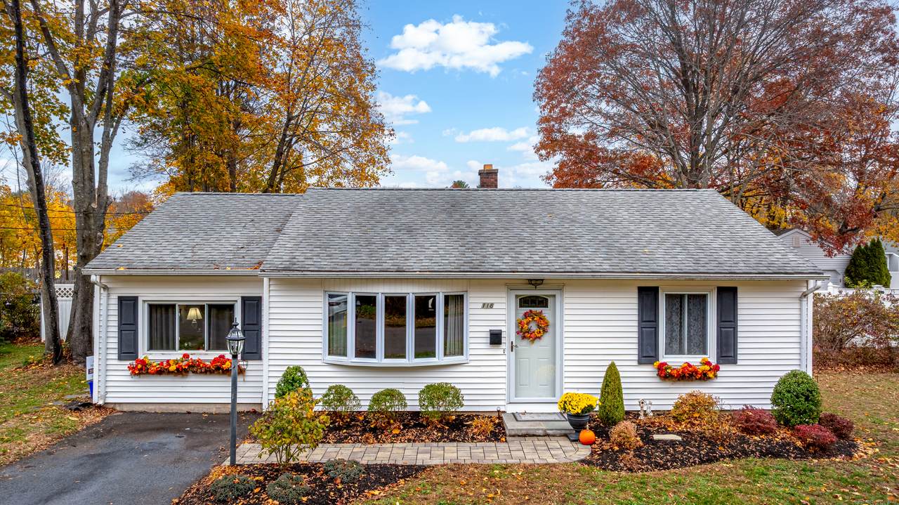 118 Hellstrom Road - Photo 1