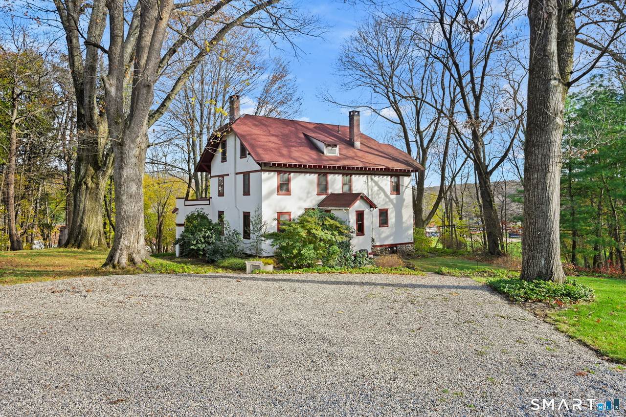 32 Catalpa Road - Photo 1