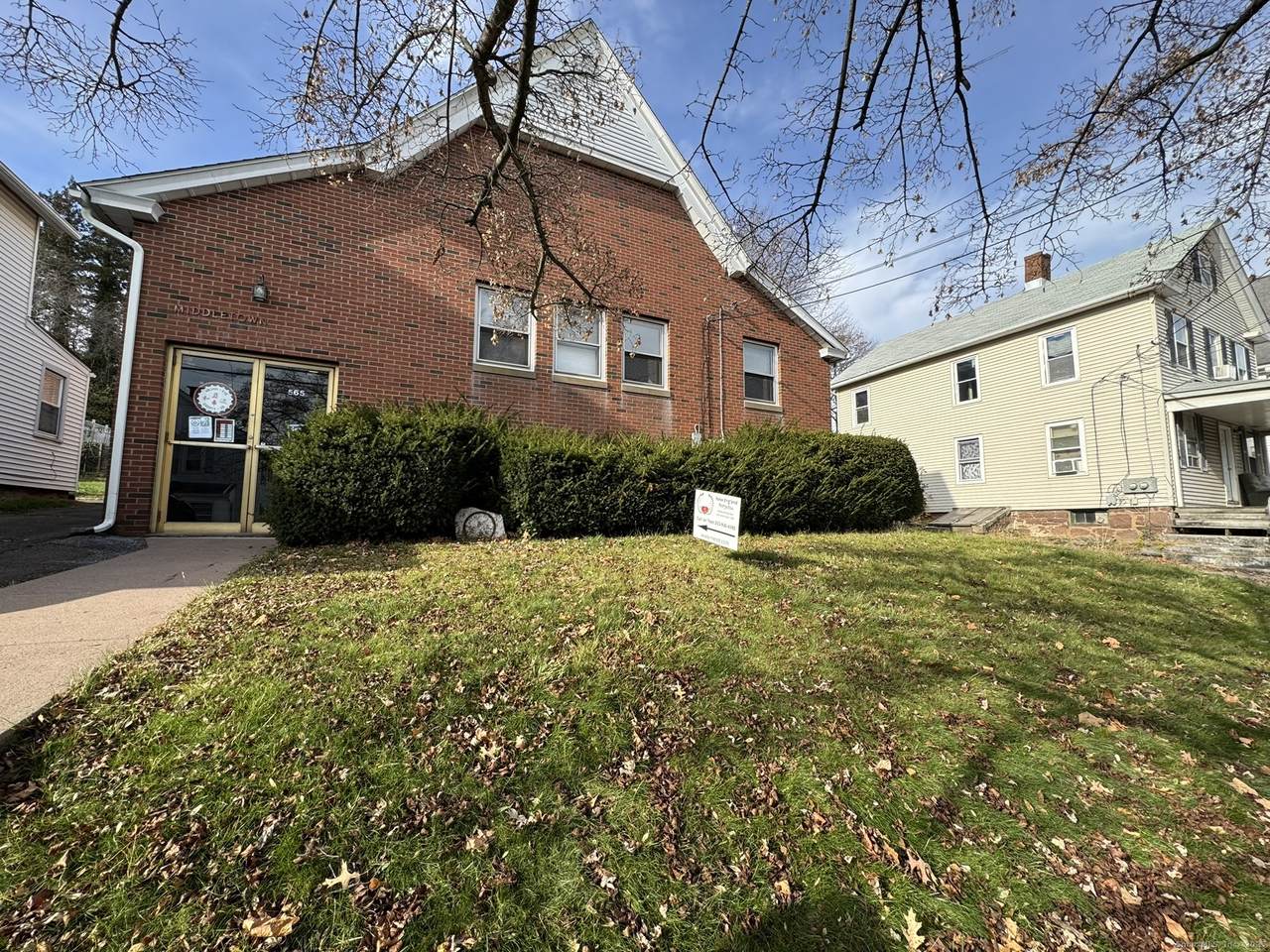 565 High Street - Photo 1