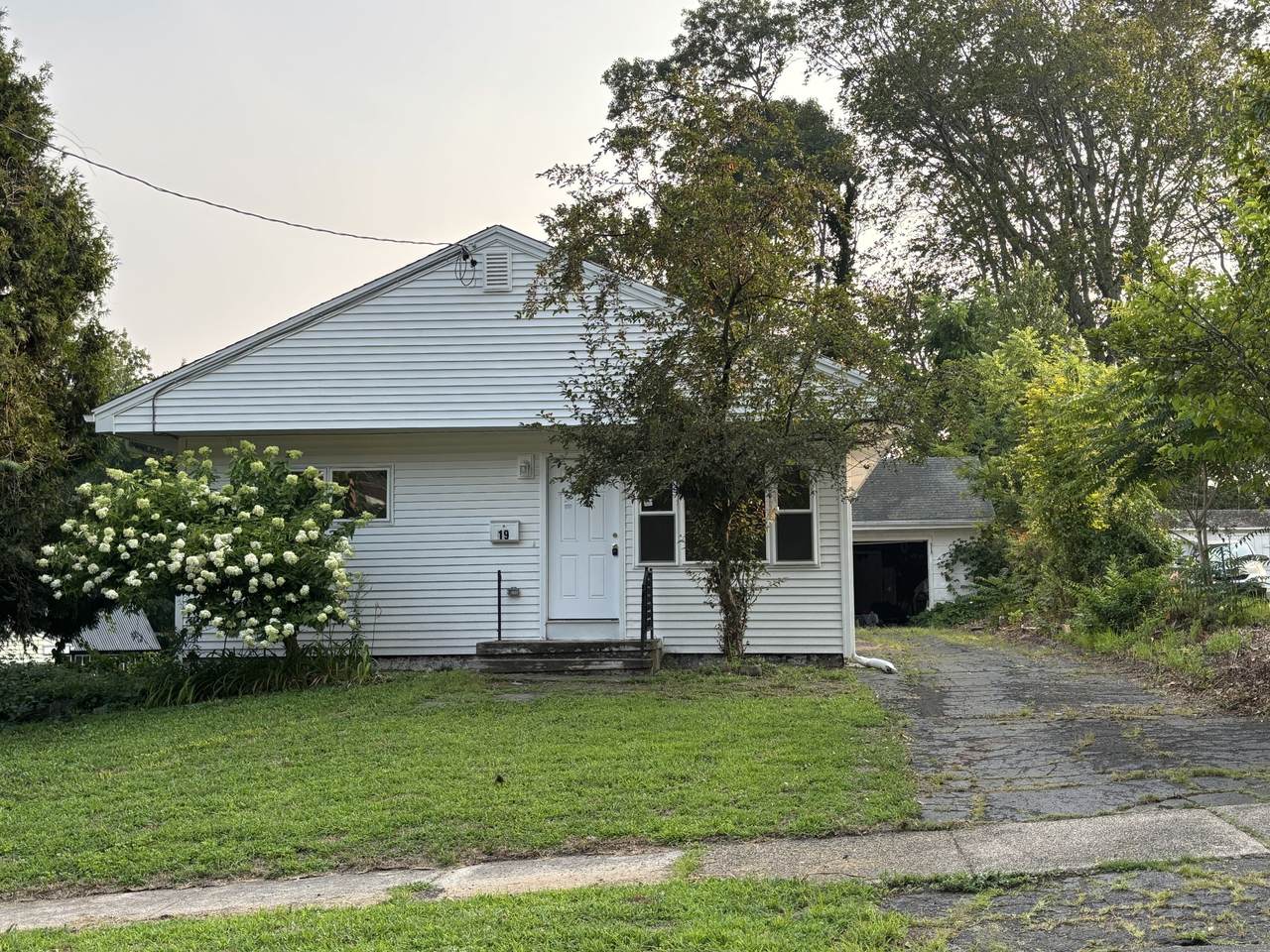 19 Steele Road - Photo 1