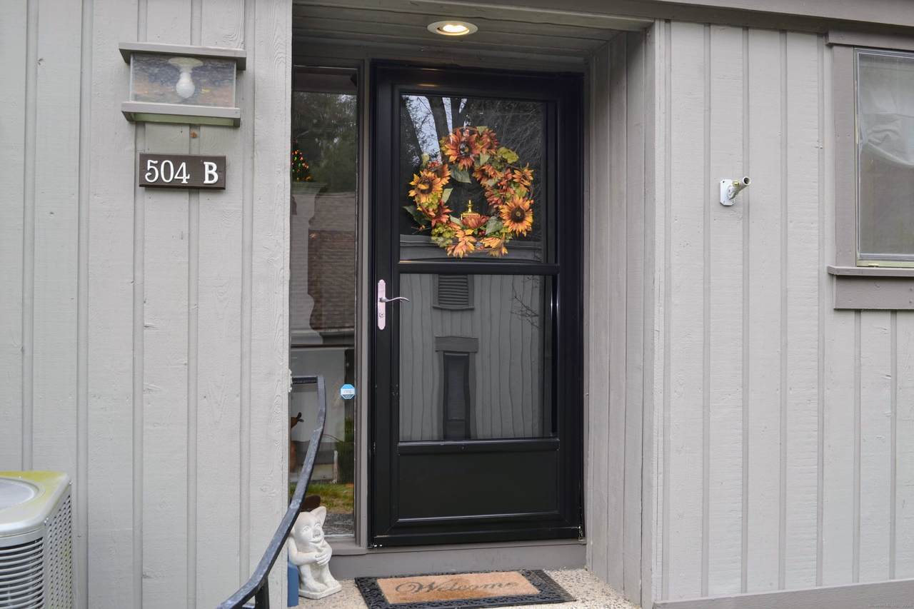 504 Heritage Village - Photo 1