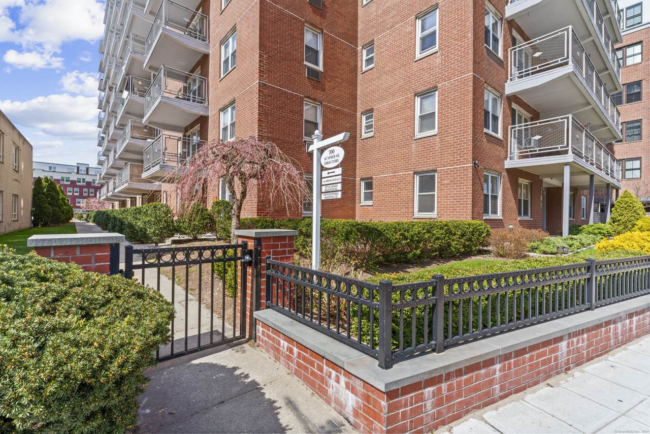 700 Summer Street - Photo 1
