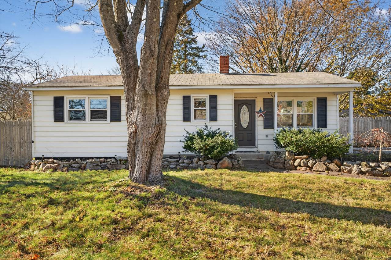 5 Robin Lane - Photo 1