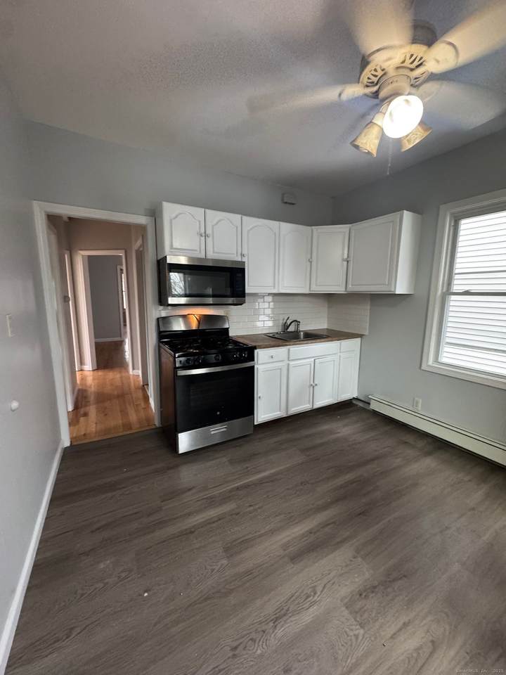 150 Norman Street - Photo 1