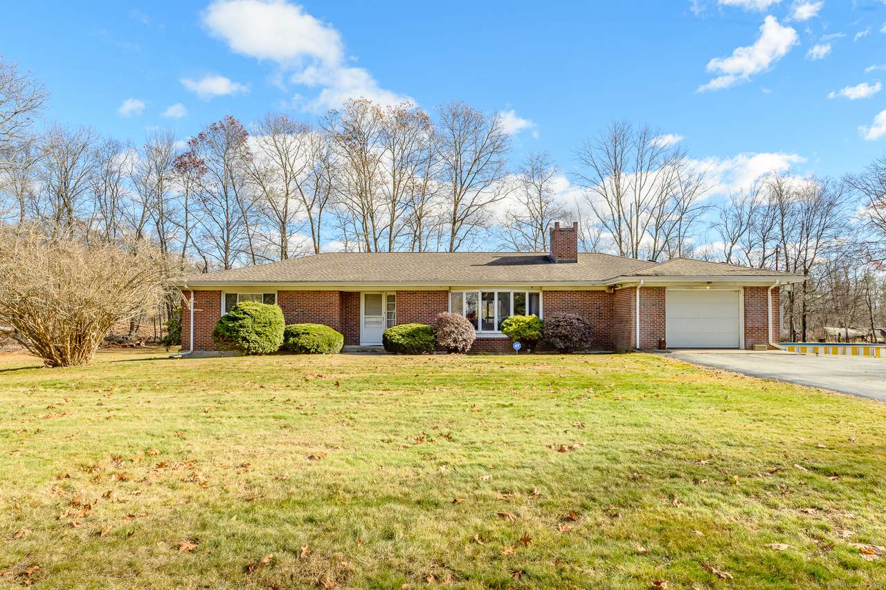 1436 North Road - Photo 1
