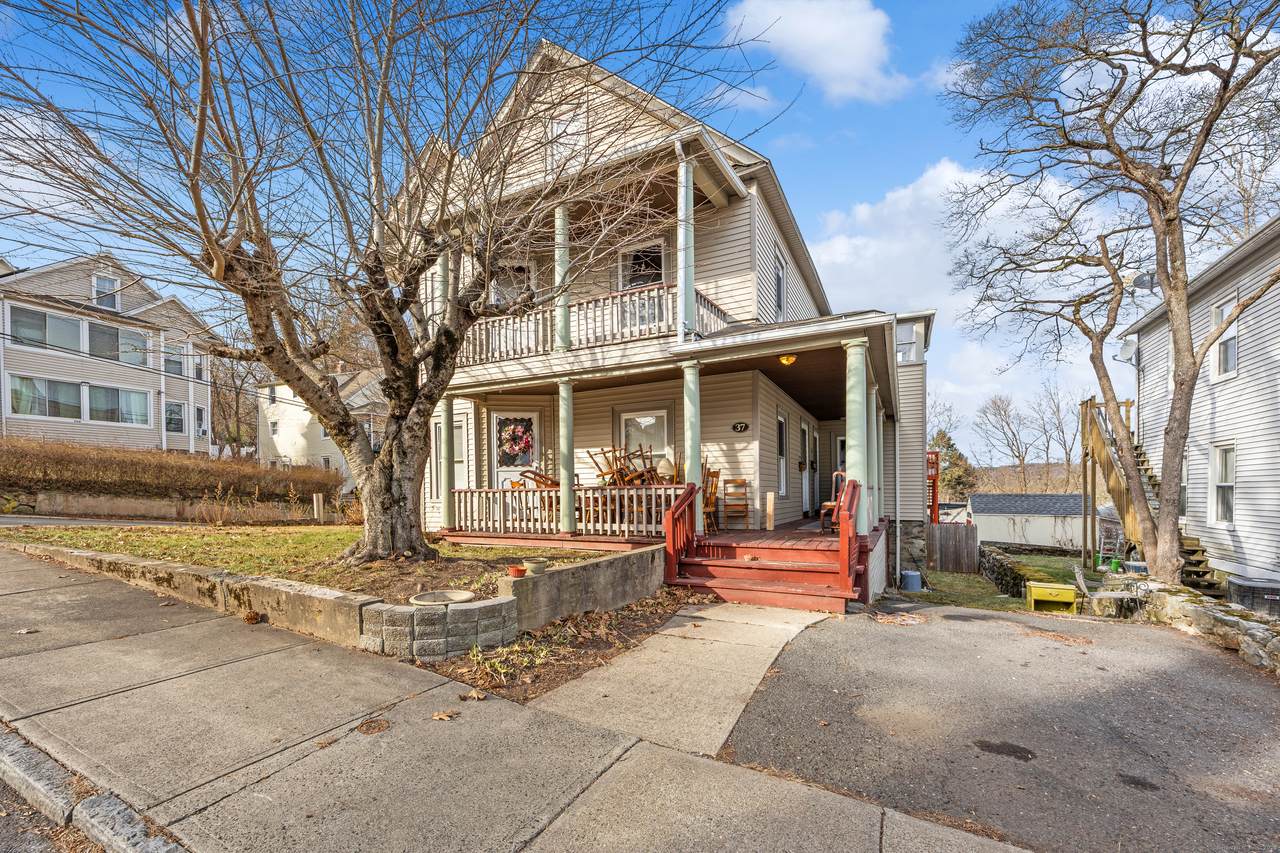 37 New Street - Photo 1