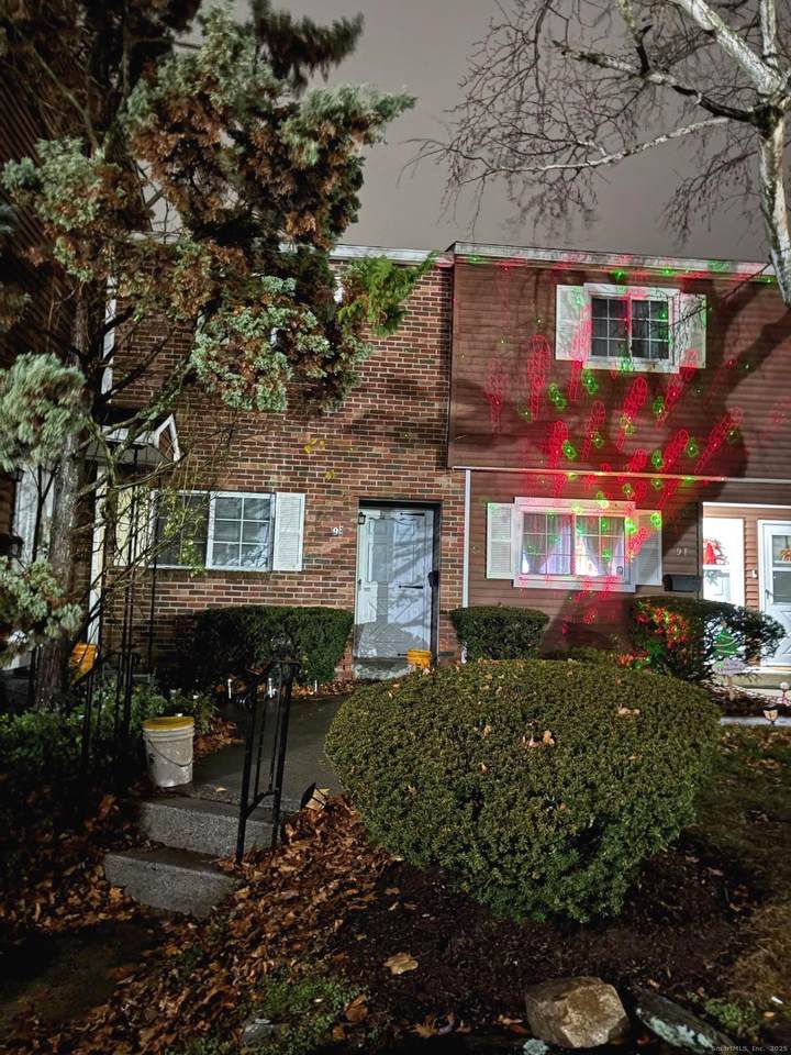 9 Patricia Road - Photo 1