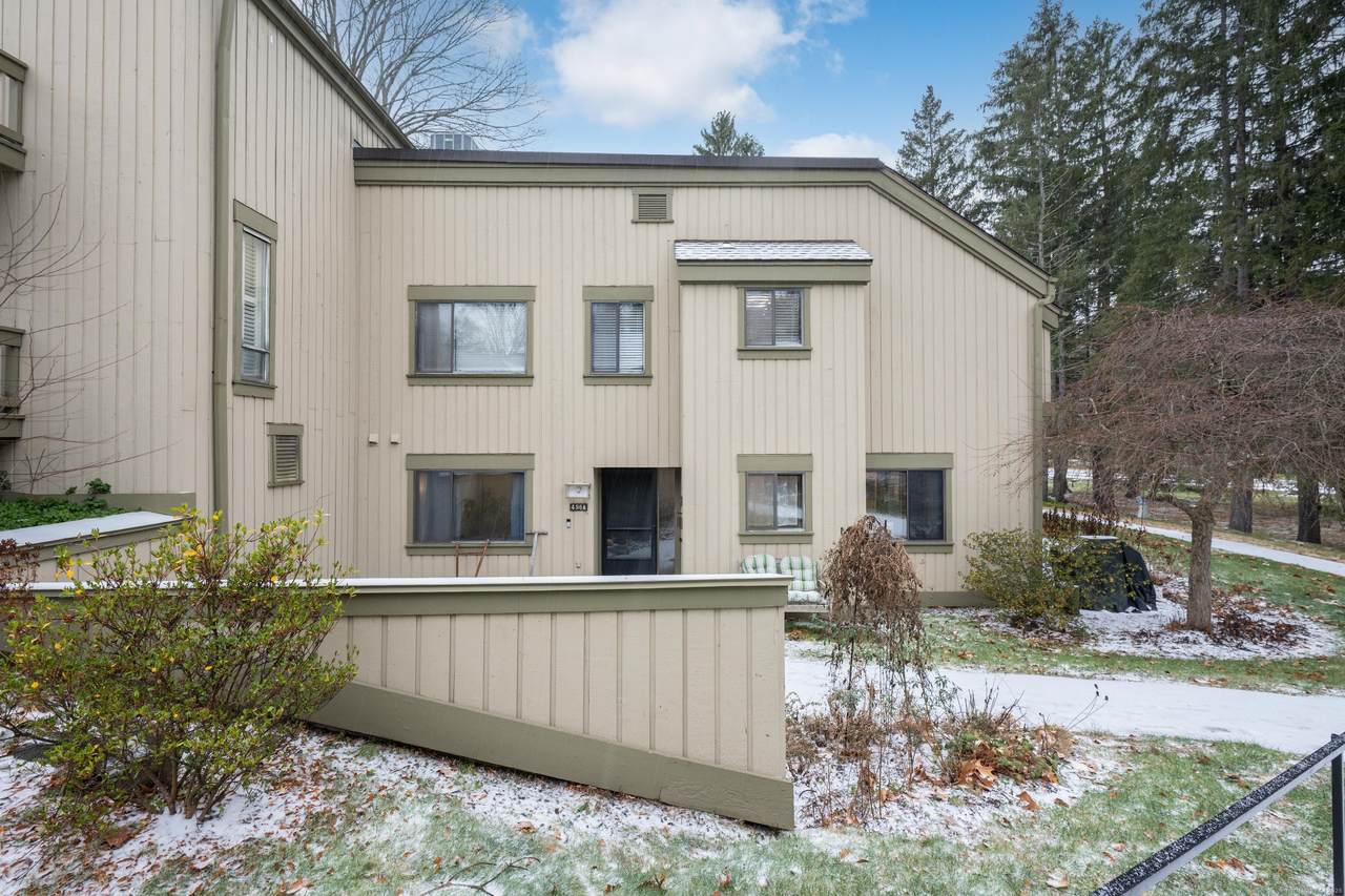 496 Heritage Village - Photo 1