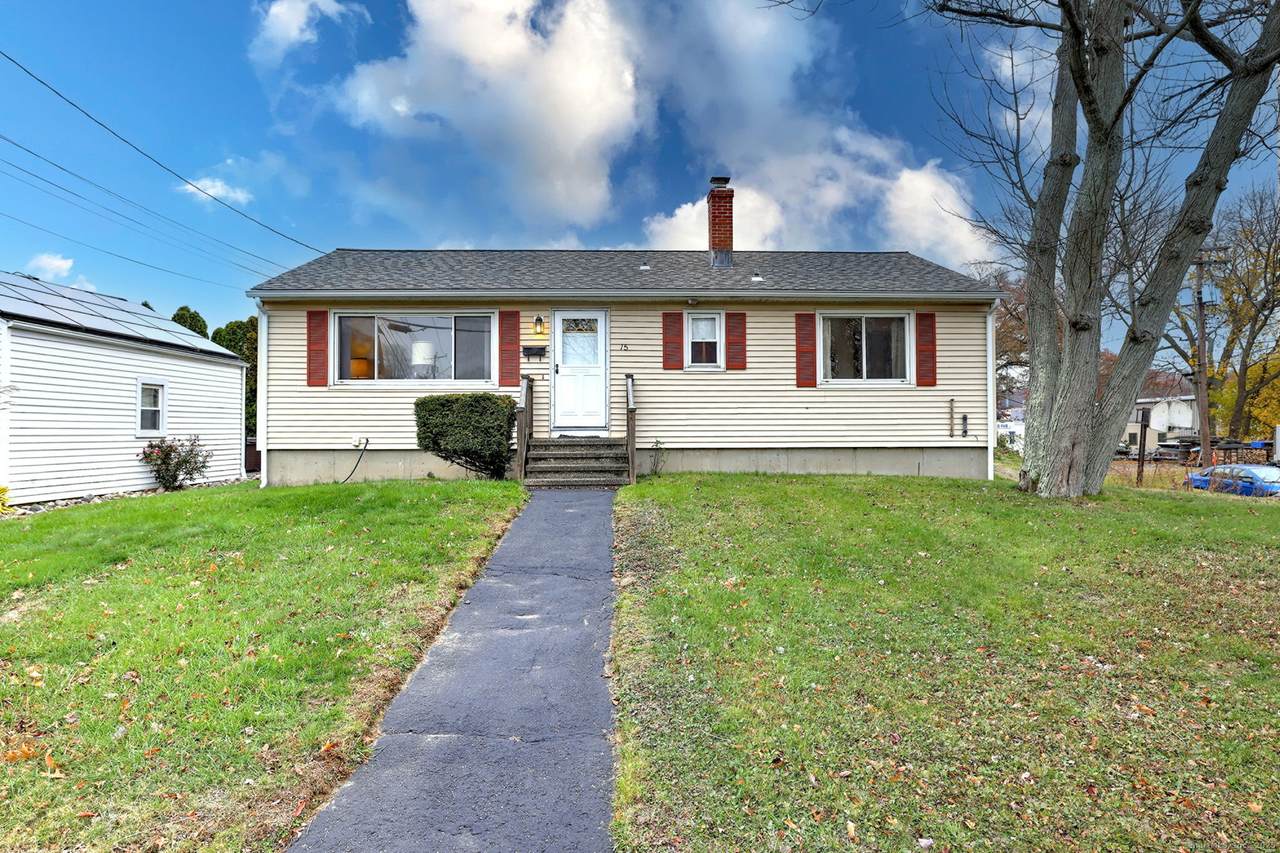 15 Utica Street - Photo 1