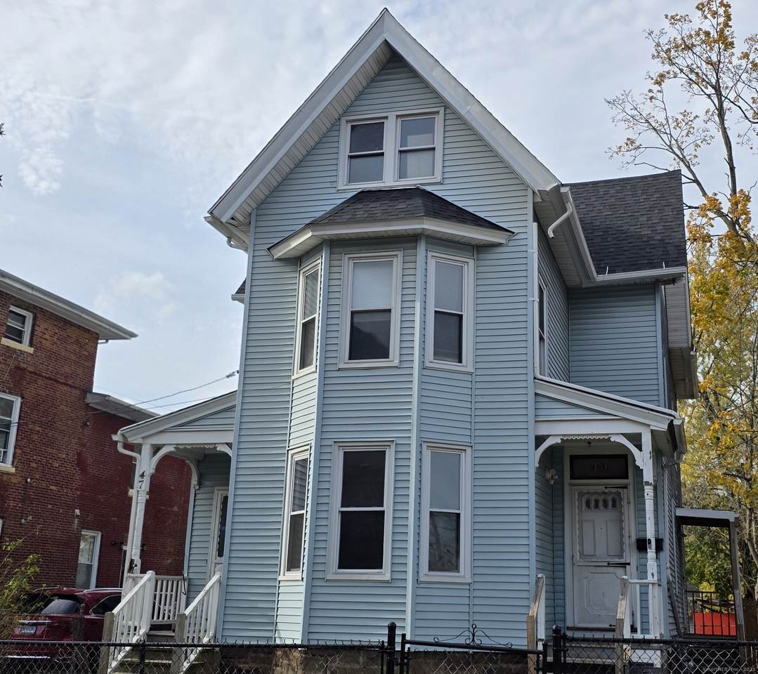 47 Williams Street - Photo 1