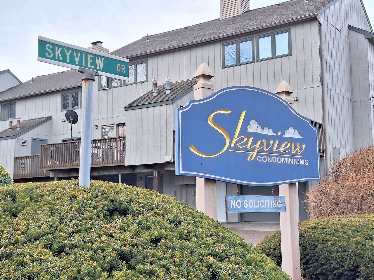 238 Skyview Drive - Photo 1