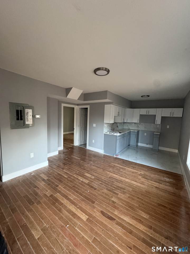 52 Ann Street - Photo 1