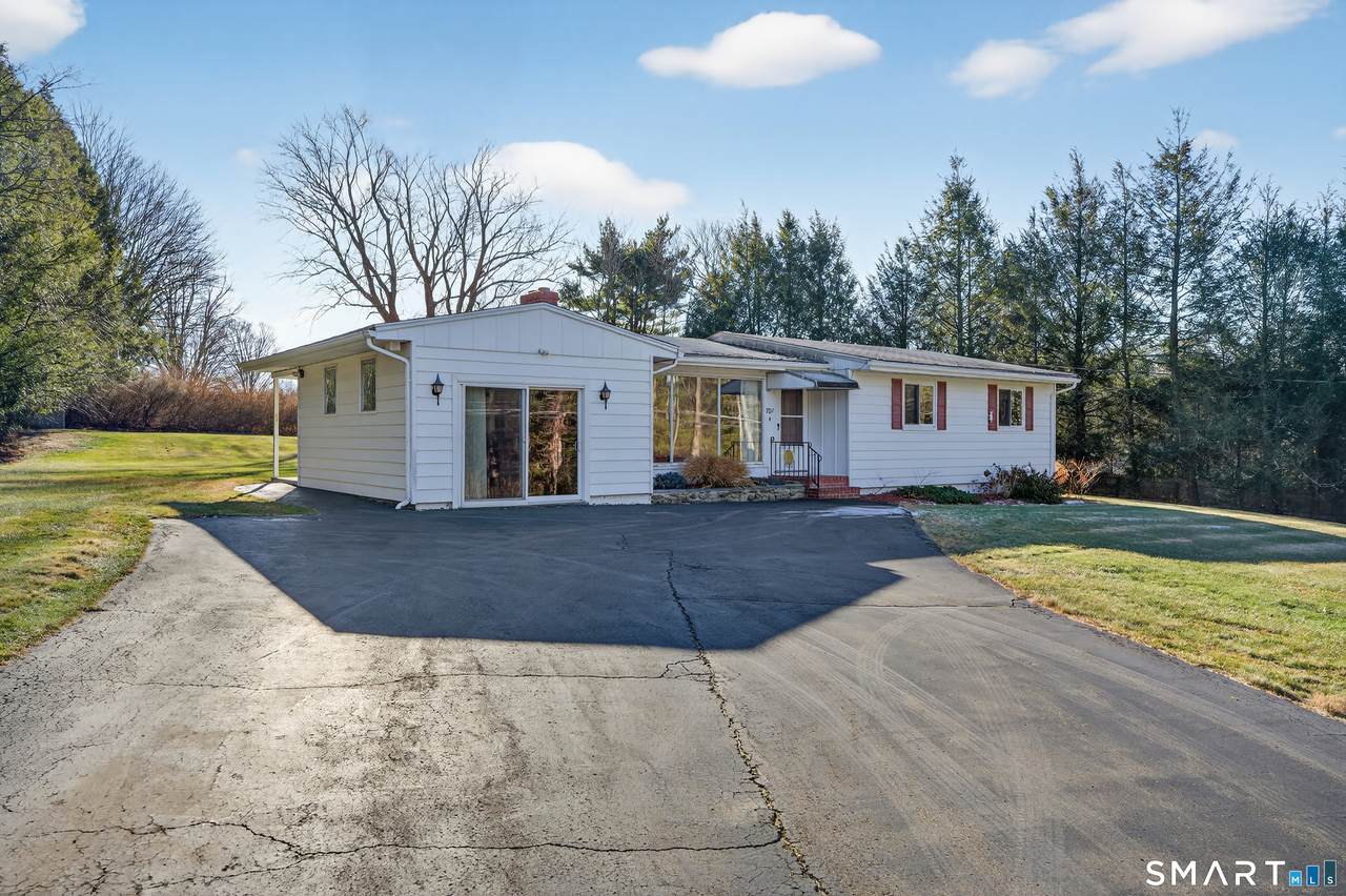 781 Hamilton Avenue - Photo 1