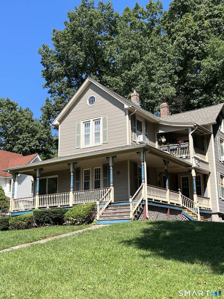 65 Ingraham Street - Photo 1