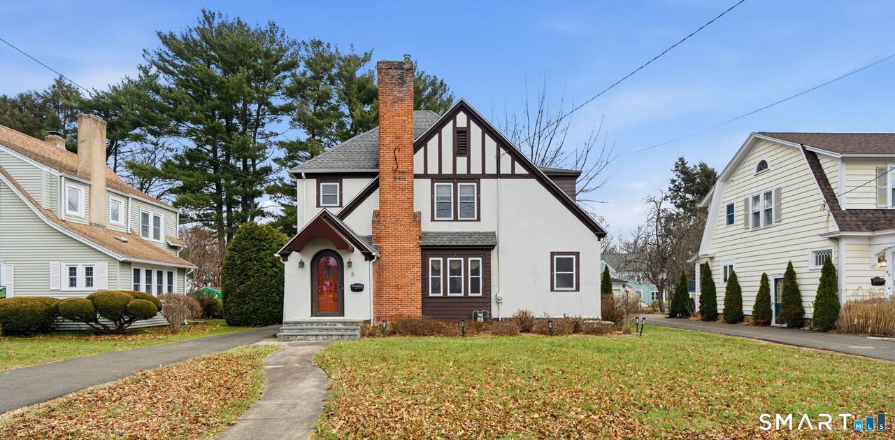 89 Hazelmere Road - Photo 1