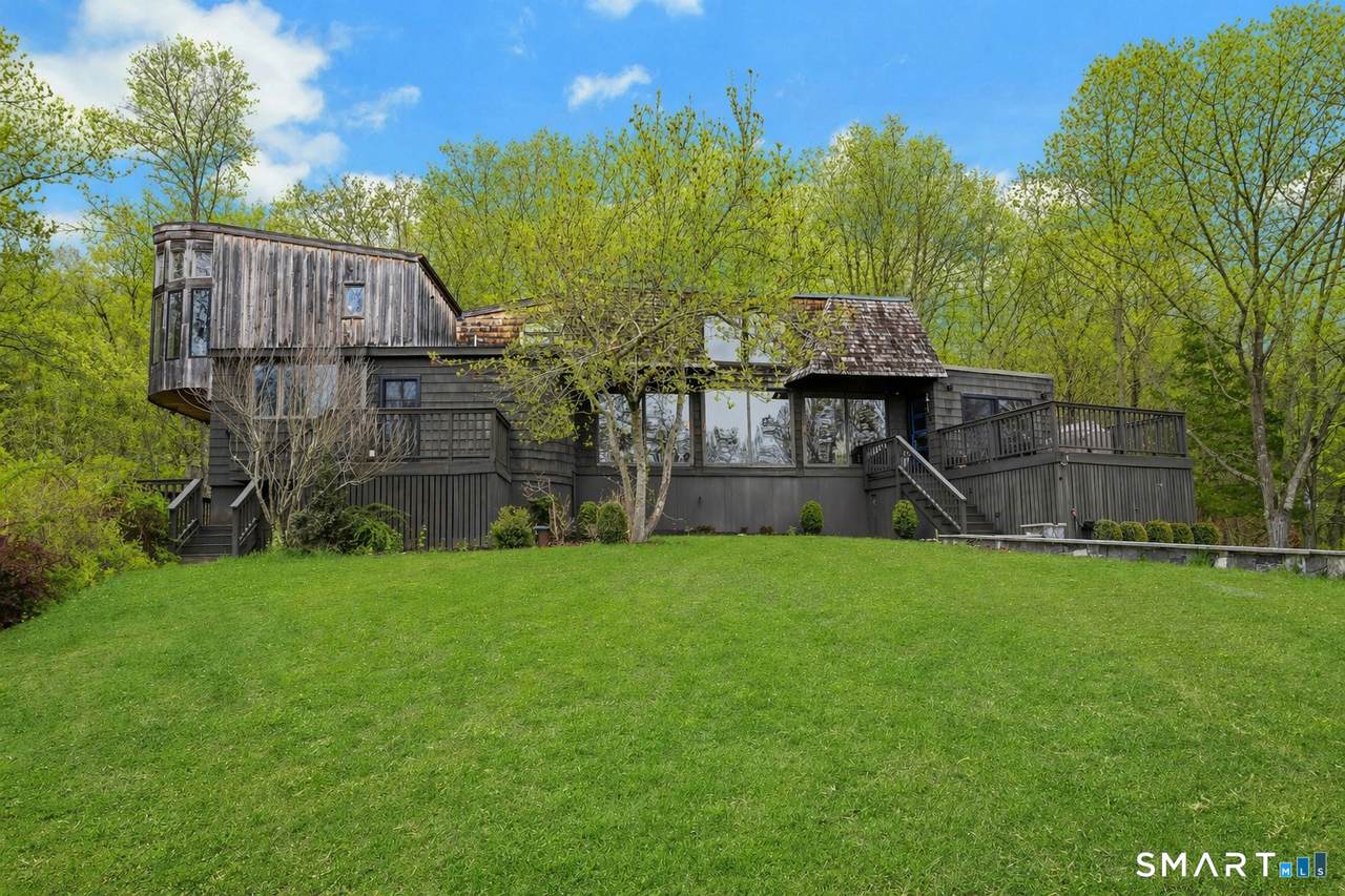 22 Hill Farm Road - Photo 1