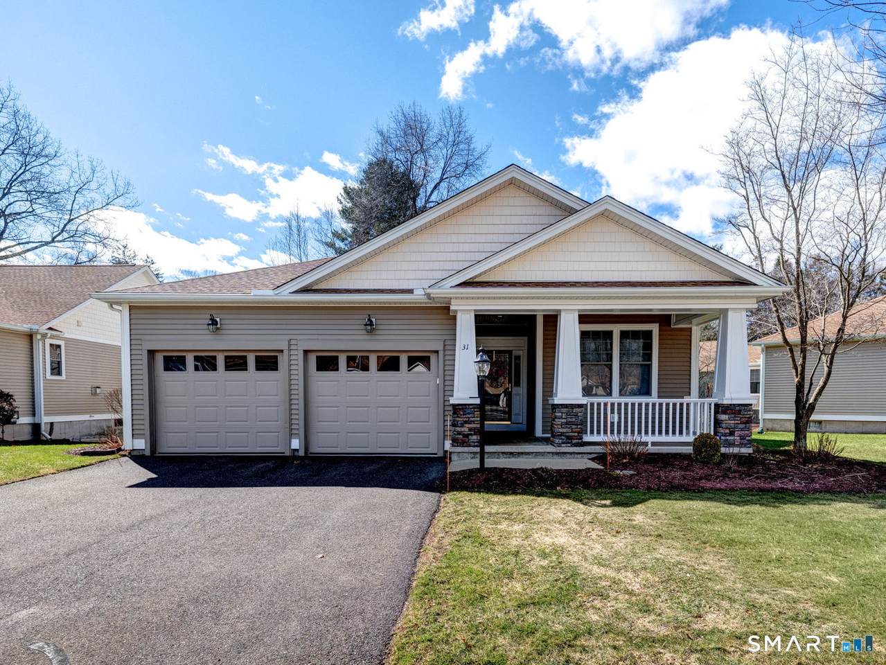 31 Riverview Drive - Photo 1