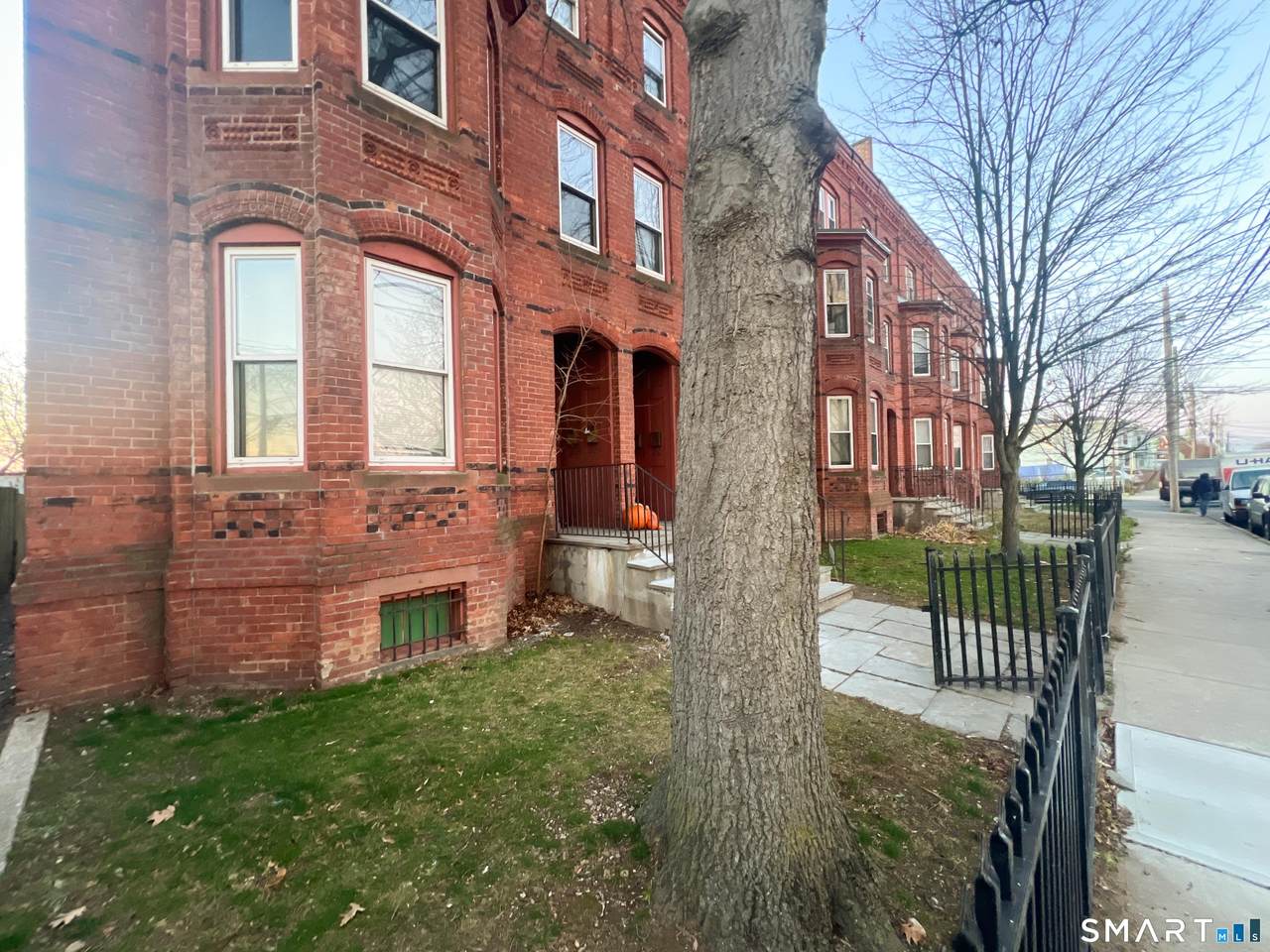 99 William Street - Photo 1