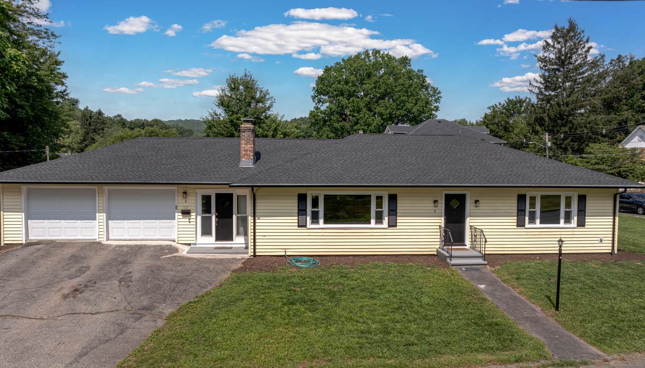 8 Bonnie Lane - Photo 1