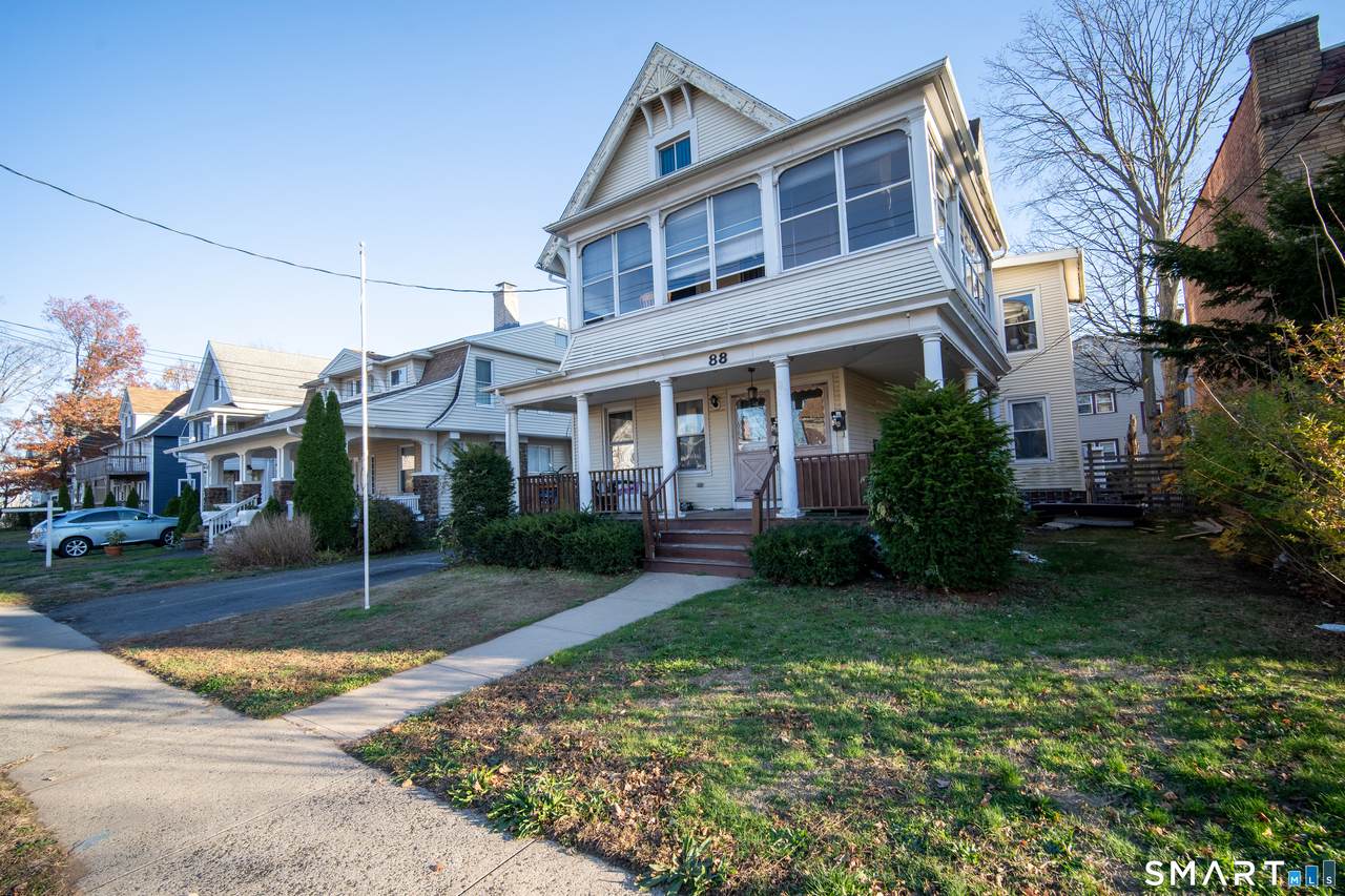 88 Main Street - Photo 1