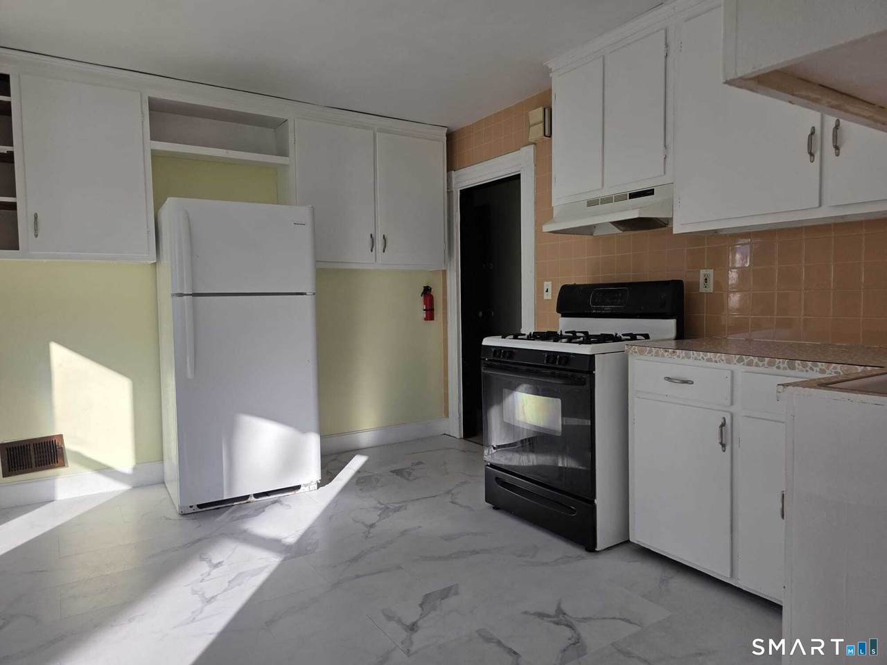 29 8th Street - Photo 1