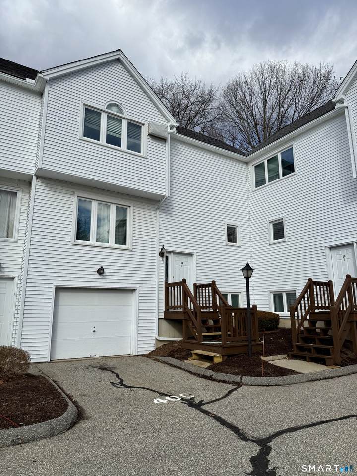 40 Eastbrook Heights - Photo 1